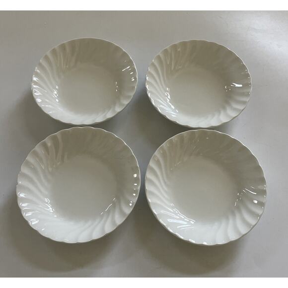 Set 4 Johnson Bros Regency Mini Bowls Swirl Coupe Ice Cream Fruit 5 3/4" ENGLAND - Picture 1 of 9
